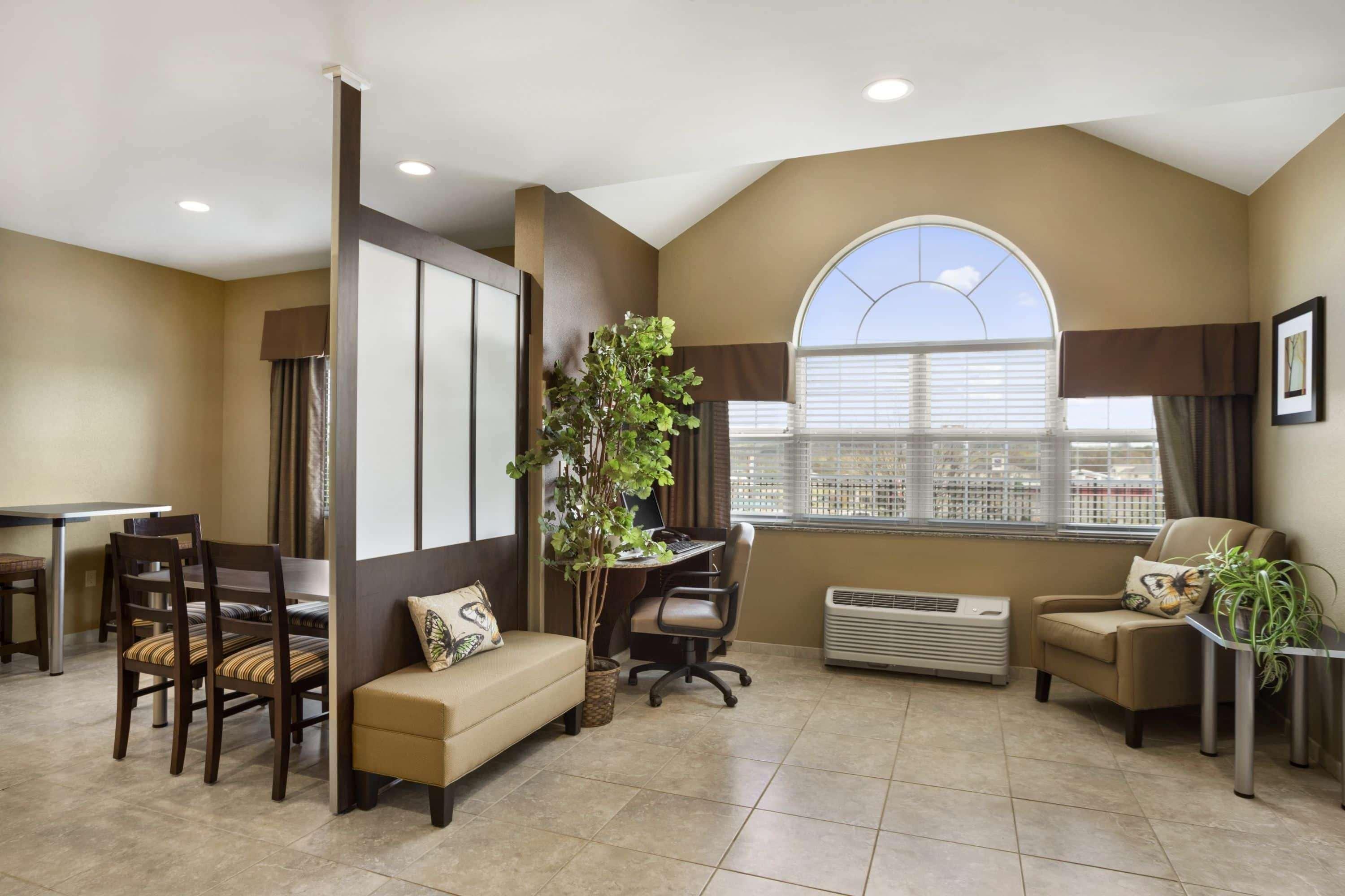 Microtel Inn & Suites By Wyndham Cambridge Extérieur photo
